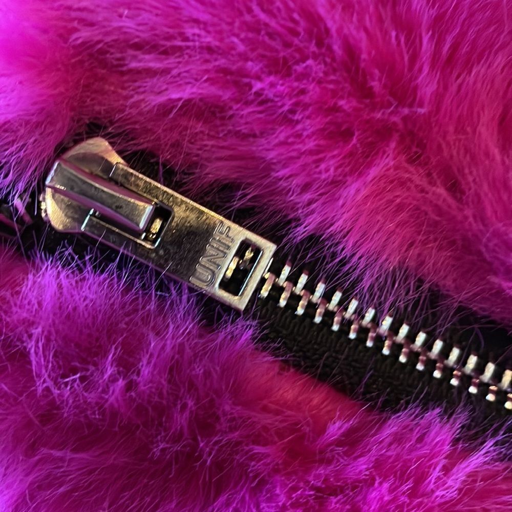 UNIF Luv Bag Hot Pink - Picture 3 of 8